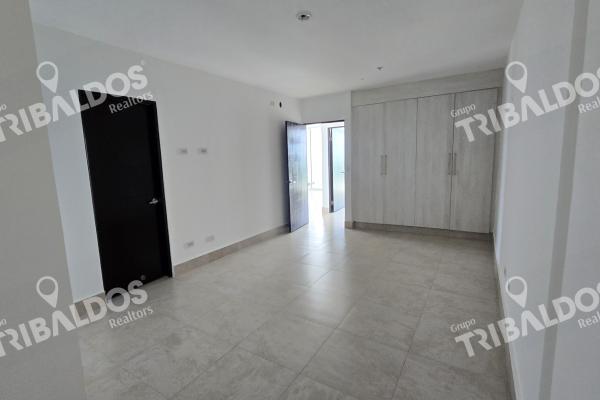 Venta de apartamento en ocean waves nueva gorgona