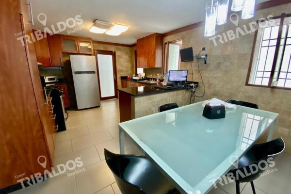 Duplex sale commercial house in obarrio