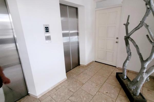 Bargain for sale at edf bahia marbella 1