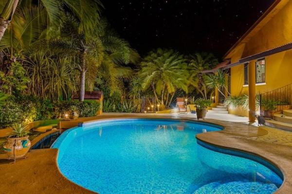 Casa tropical de 3 dormitorios hacienda pacifica