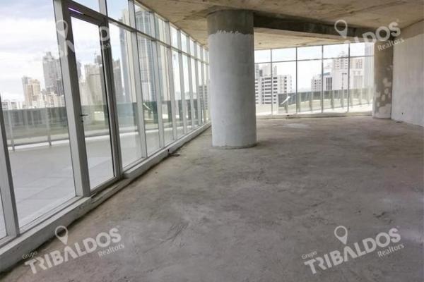 Oficina en gris, piso completo en calle 50, revolution tower