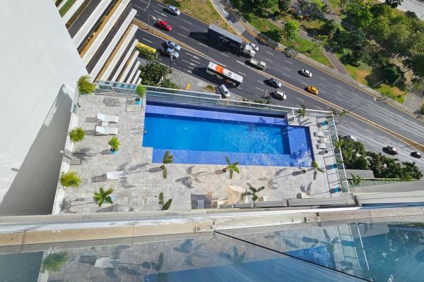 Apt amoblado en piso alto - av balboa - 109 m2