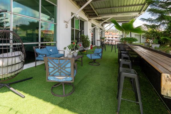 Office building for sale in albrook