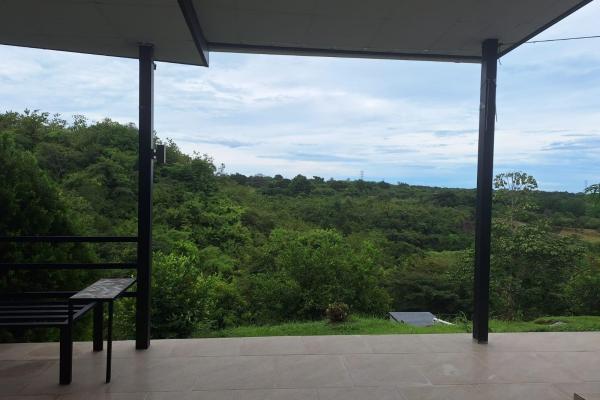 Casa con piscina y 1,8 hectáreas de terreno