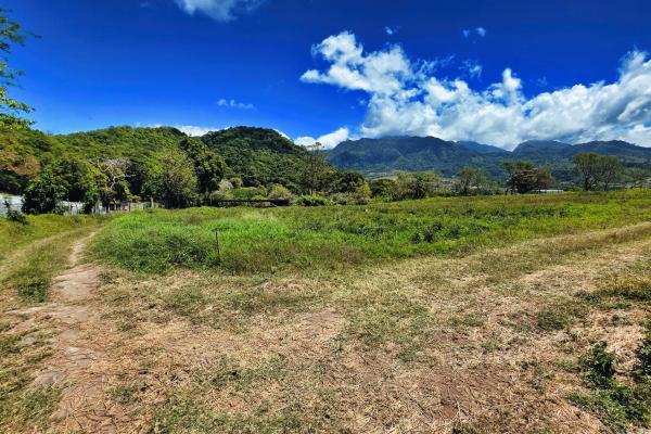 Land for sale – volcán, cordillera arriba entrance