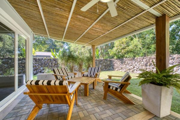 Casa con piscina de agua salada en dolega panamá