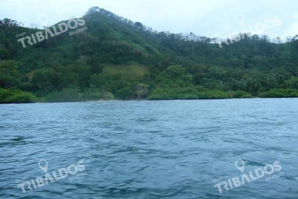 Venta de terreno frente a playa puerto lindo colón
