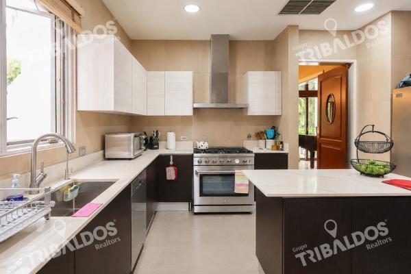 Single-family home for sale in santa maria