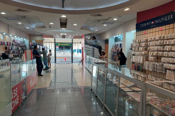Local en la gran estación