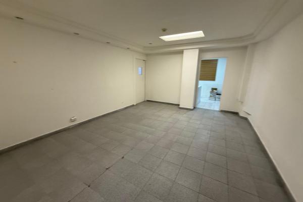 Office for rent in plaza inca
