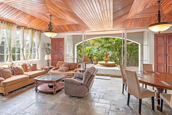 Elegante casa estilo colonial en valle escondido boquete