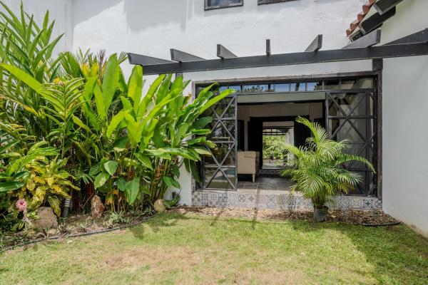 Luxury 4.6 ha finca with 900 m² home in coclé
