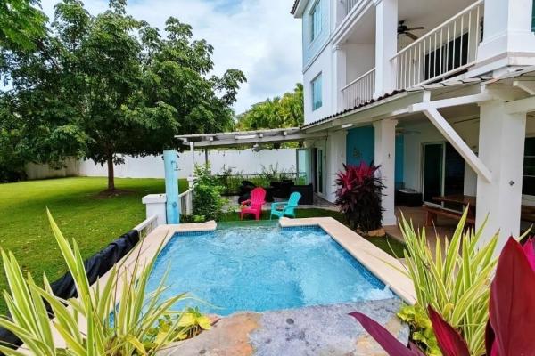 For sale apartment ground floor bijao howard 12