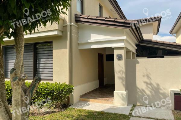 Casa en river valley