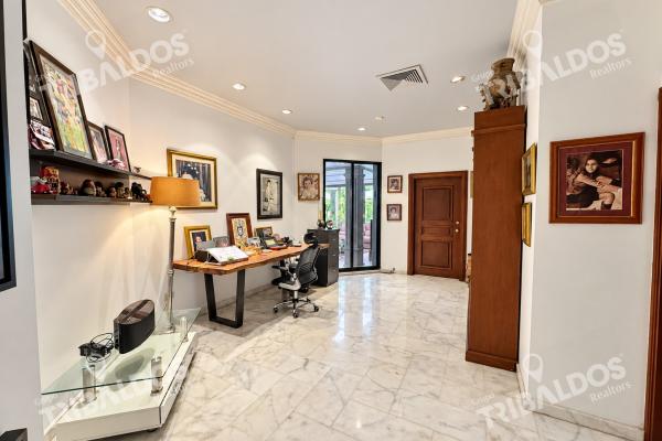 Venta o alquiler de casa en altos del golf