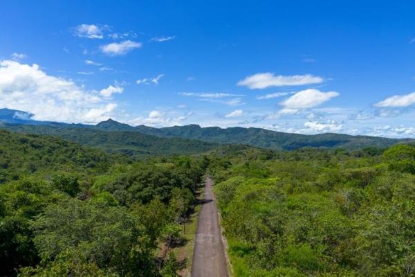 Spacious 59,086 m² land in síndigo, caldera