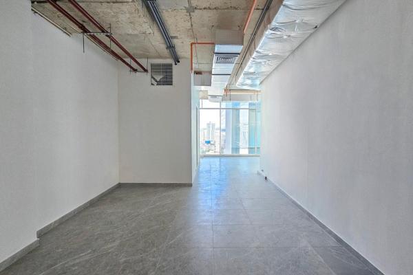Oficina a estrenar - sortis business tower 105 m2