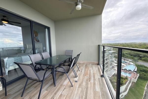 Apartamento frente al mar en la comunidad residencial de san carlos