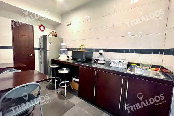 Se vende oficina amoblada en office one, obarrio