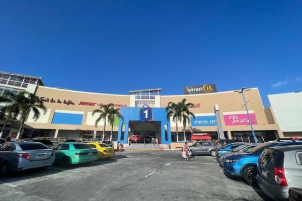 Venta de local comercial en los andes mall