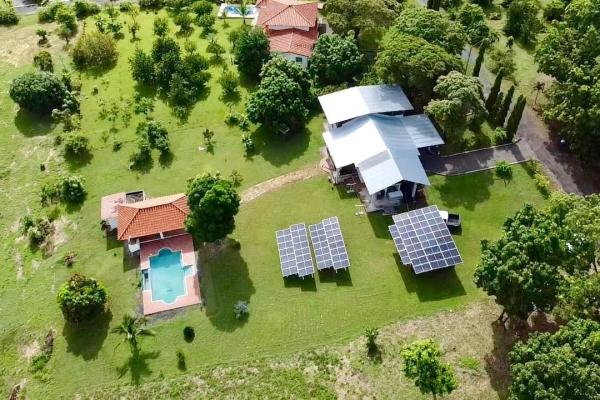 Casa 3 recamaras y piscina, full solar