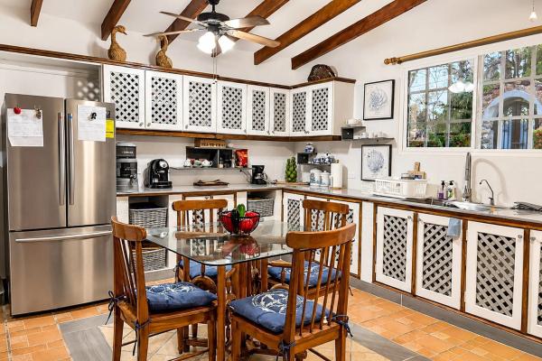 Coronado golf club home with pool