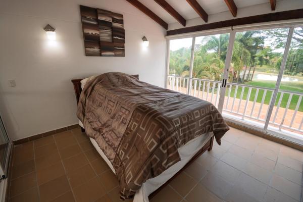 Casa adosada de 4 habitaciones en costa blanca golf &villas