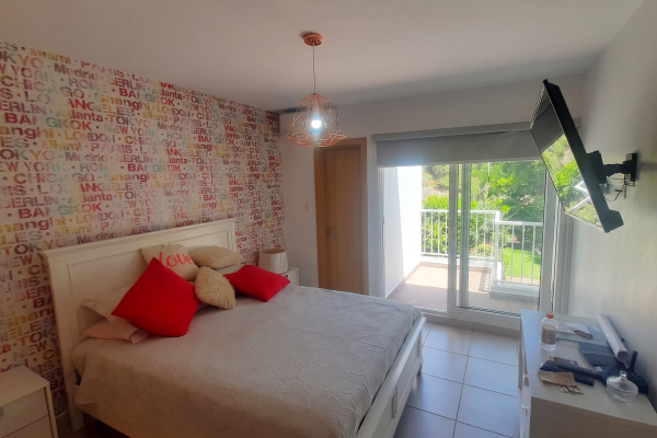 House for sale in brisas del golf, victoria condominium.