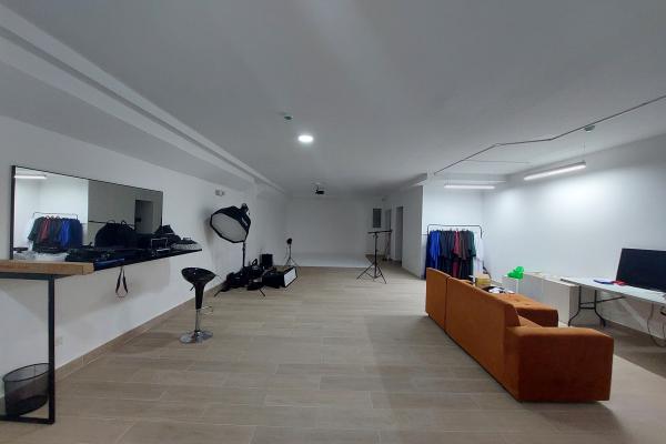 Venta de 6 locales comerciales rentando en vía españa