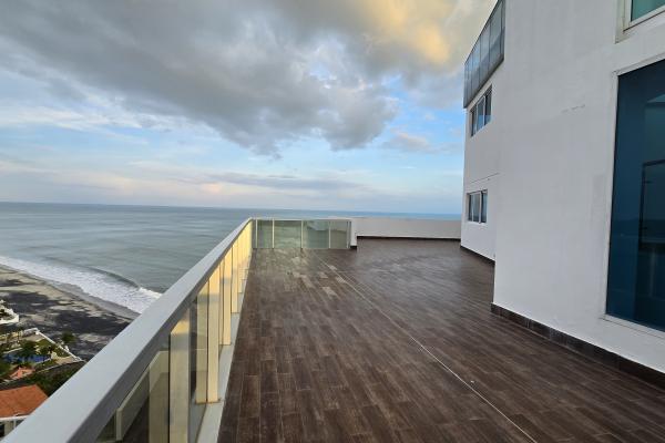 Venta de apartamento en ocean waves nueva gorgona