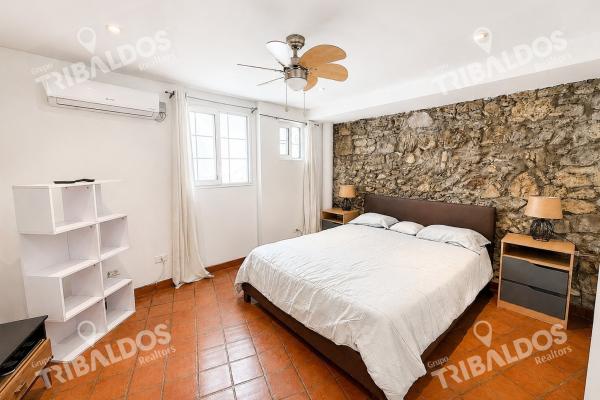 Residential building for sale in casco antiguo