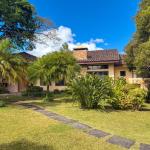 Casa privada de un solo nivel con casita de invitados