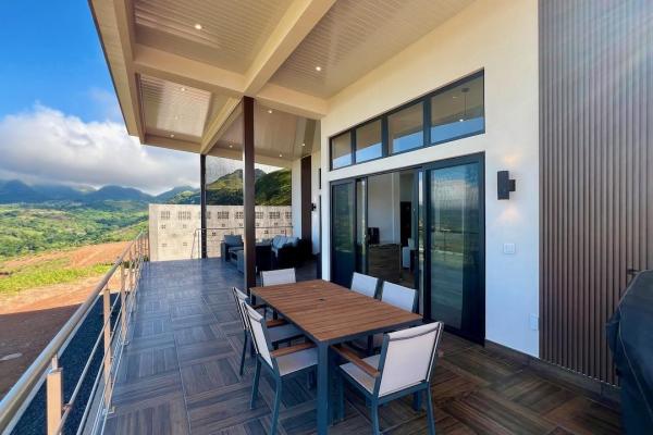 Full solar mountain villa