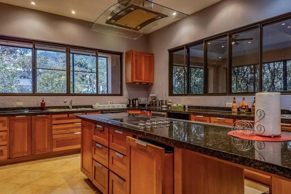 Boutique-style 8 suite luxury villa in boquete