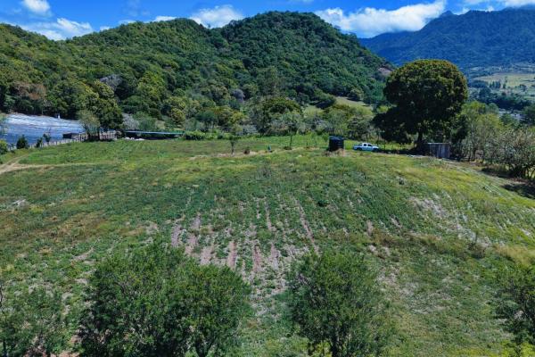 Land for sale – volcán, cordillera arriba entrance