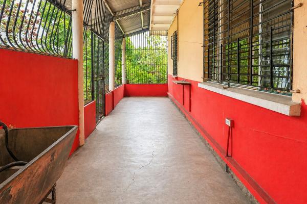 Land for sale with construction on thetransístmica