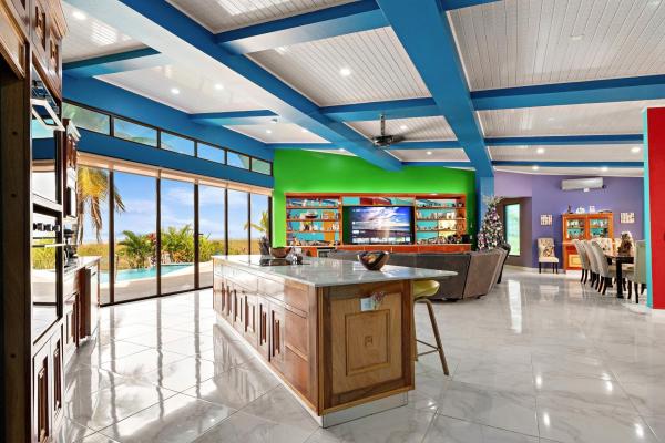 Unique beachfront home in playa la barqueta