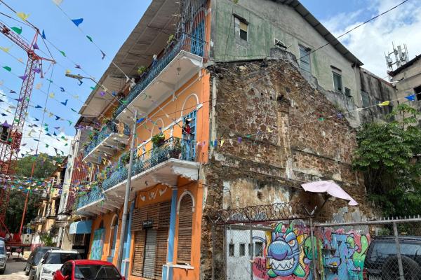 Edificio para hotel boutique o airbnb en santa ana. (casa helena)