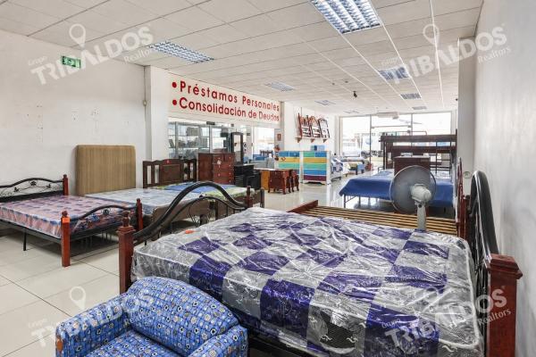 Alquiler de local comercial en centro comercial la doña