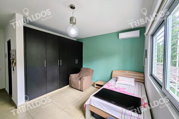 Venta de casa en dorado village en condado del rey