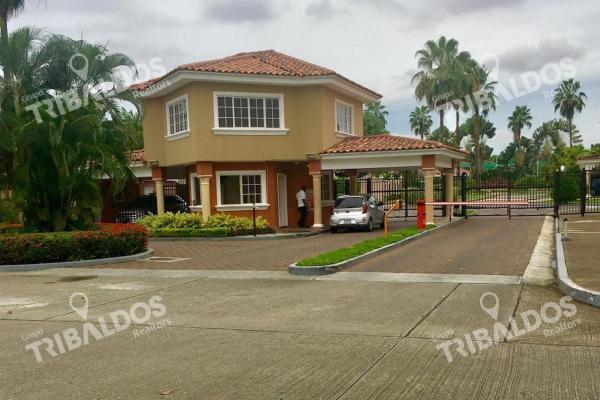 Venta de casa en costa bay en costa del este