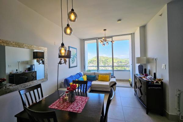 Venta de apartamento en ph greenwood tower, tumba muerto