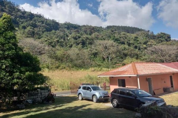 Mountain home for sale in altos del maria w/ land