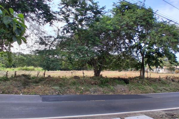 Land for sale, strategic location!