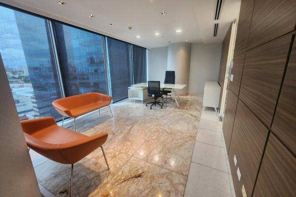 Alquiler de oficina en oceanía business plaza