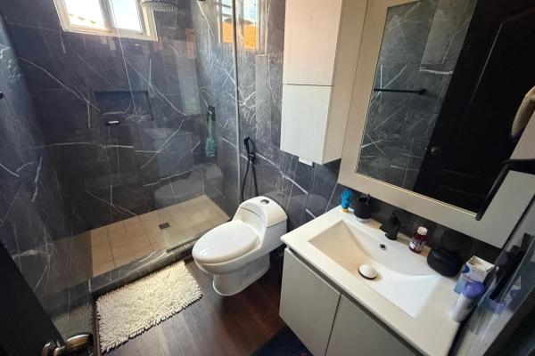 House for sale in villa valencia, south coast