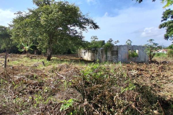 Land for sale, strategic location!