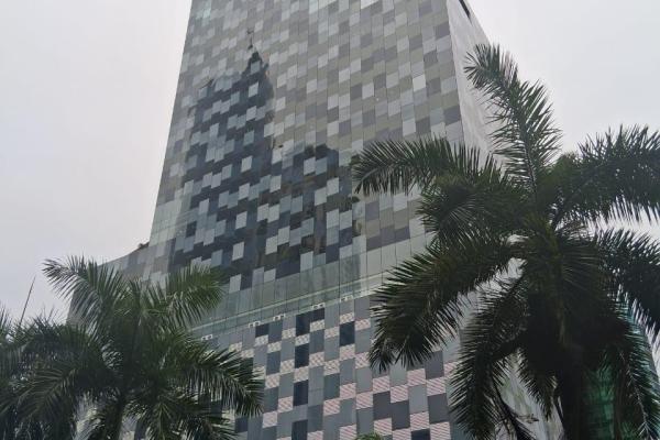 Corporate offices for sale or lease on cde