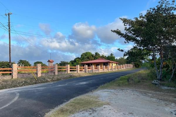Summer home 15 minutes from rio hato and 10 minute