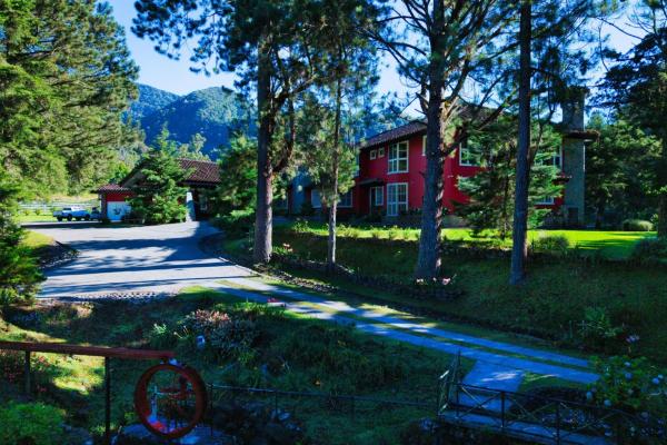 Private riverfront mountain estate with lakes